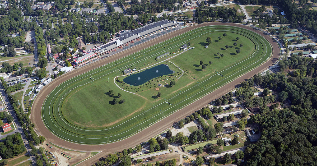 visit saratoga race track