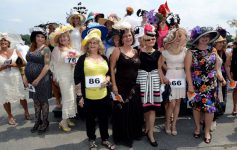 women in a hat contest